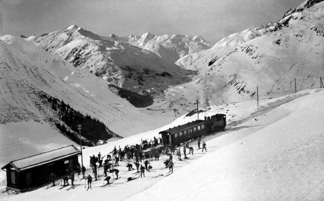 Andermatt train